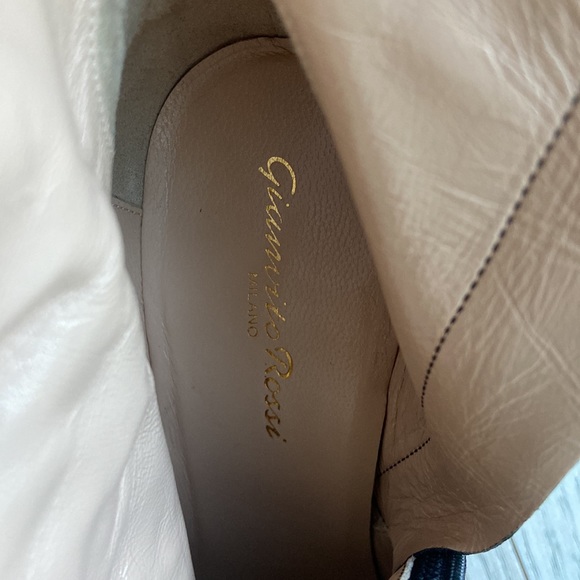 Gianvito Rossi Waterloo Camoscio Black Boots - Picture 8 of 10